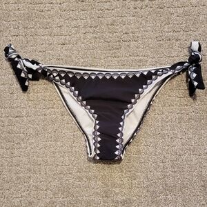 Side-tie bikini bottom NWOT